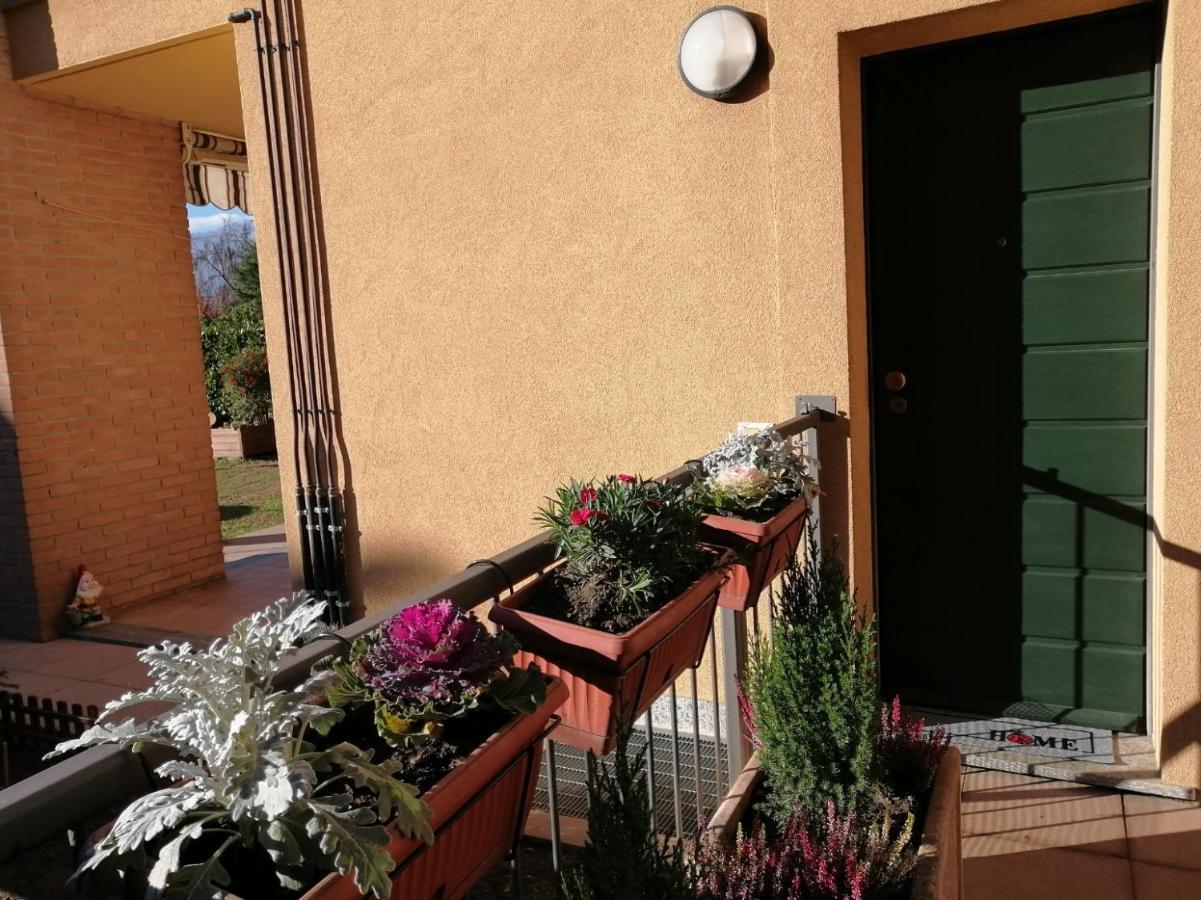 A Due Passi Dal Lago Colico Exterior photo